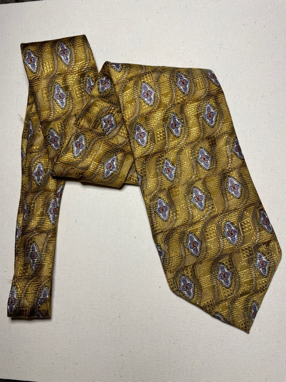 CHRISTIAN DIOR Silk Luxury Rich Gold Patterned Tie with Blue & Ivory Accents